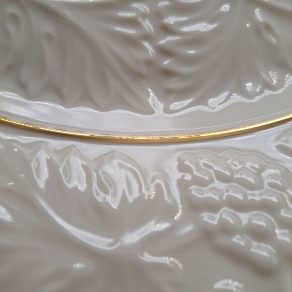 Lenox USA 24K Gold Trim Off White Embossed Grapes 12 3/4" Chop Plate Platter - Picture 7 of 12